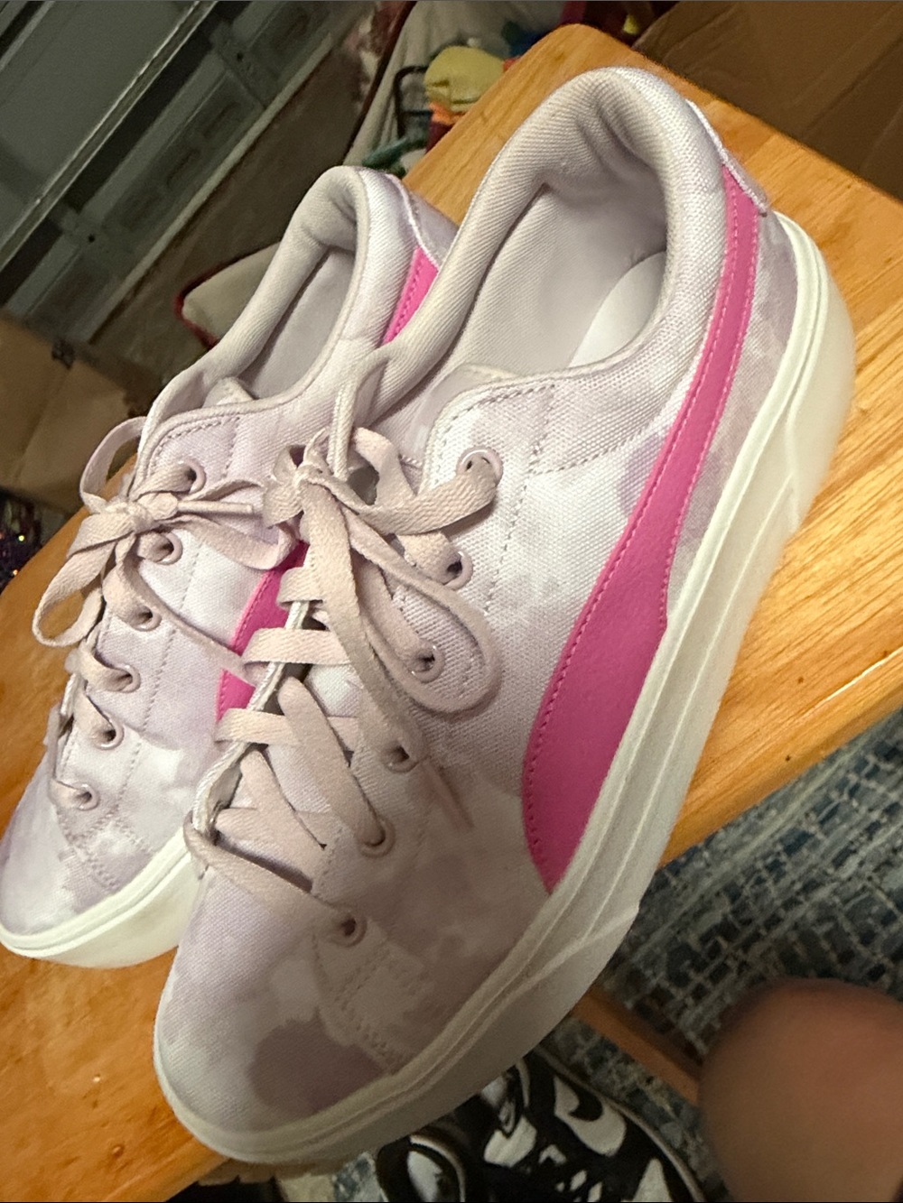 Puma Women’s Lavender Canvas Sneakers with Pink Stripe